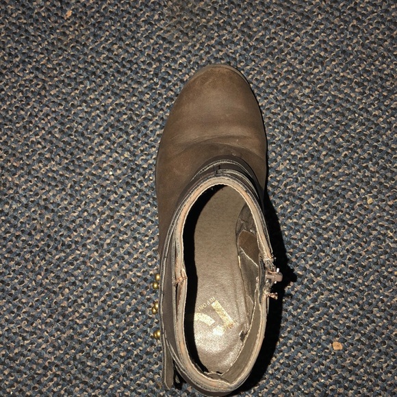 Booties - Picture 5 of 5